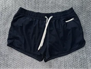 Vuori Clementine Women's 2.0 Short Lined Athletic Stretch Comfort Size XL thumbnail 1