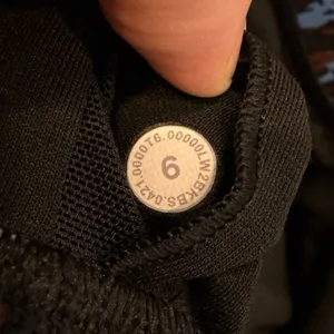 Lululemon energy bra size 6 thumbnail 6