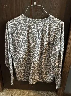 Aviva Crewneck Sweatshirt  thumbnail 1