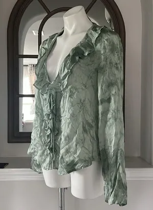 Free People New Women’s Lyocell Tie Front Blouse, Size M New w/Tag Retail $128 thumbnail 13