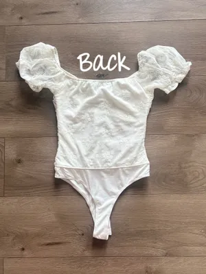 Lulus Angelic Look White Lace Ruched Puff Sleeve Bodysuit thumbnail 4