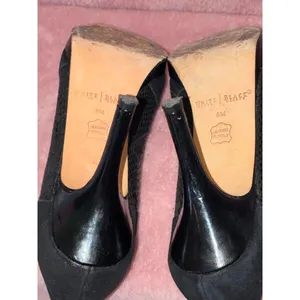White House Black Market Black Suede & Snakeskin Print Pointed Toe Pumps Size8.5 thumbnail 3