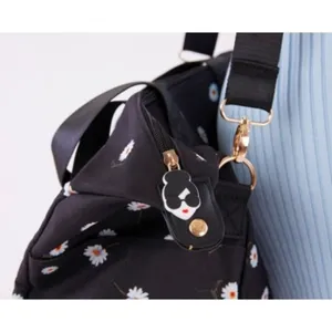 Alice + Olivia Daisy Print Duffel‎ Bag Stace Face Black Floral Weekender OS thumbnail 7