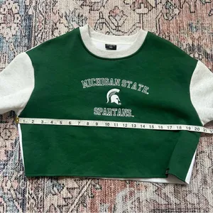 Hype and Vice NWT Michigan State Rookie Sweater Pullover Raglan Fleece Cropped thumbnail 13