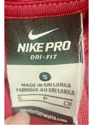 Nike Pro Dri-FIT Women's Red Quarter-Zip Athletic Jacket - Size S - A9 thumbnail 2