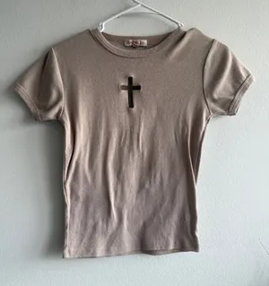 Revival‎ Club Women Tan Trust In The Lord Romans 8:28 Puff Print Baby Tee Small thumbnail 1