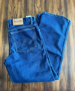 Size 32 thumbnail 2