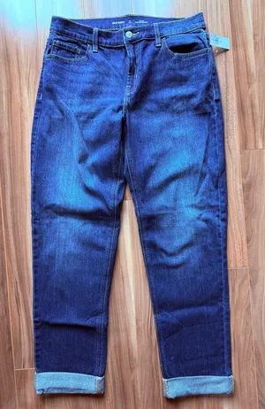 NWT Old Navy Women's Wow Boyfriend Jeans - Size 6 Long thumbnail 1
