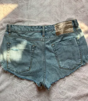 One Teaspoon Denim Shorts Distressed Women’s thumbnail 4