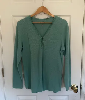 Eddie Bauer Marbled Pear Green Henley Thermal thumbnail 1