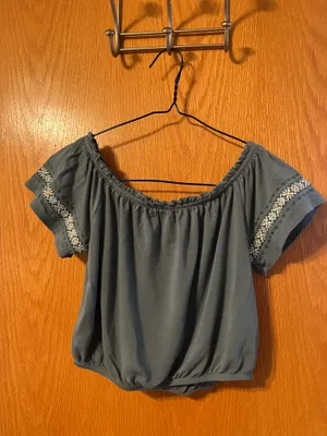American Eagle Crop Top thumbnail 2