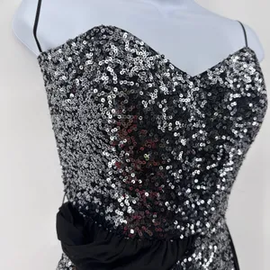 Badgley Mischka Gown Womens 4 Silver Black Excellent Sequin One Shoulder Formal thumbnail 6
