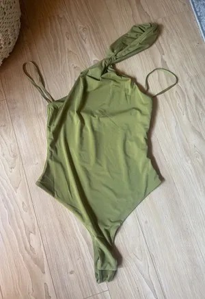 Meshki Bambi Twisted Bodysuit thumbnail 1