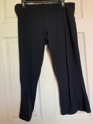 #%13 BLACK CAPRI thumbnail 1