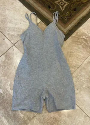 Alo Yoga Onesie Size Small NWT thumbnail 1