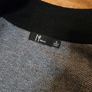 Neve Black & Purple Faire Isle Merino Blend Full Zip Mockneck Sweater thumbnail 8