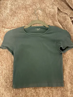 Urban Outfitters Top thumbnail 1