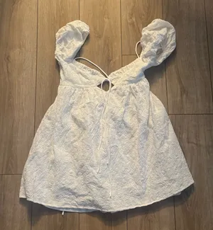 Lucy in the Sky Small White dress Barley worn thumbnail 1