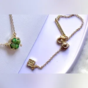 Kendra Scott Clover Short Pendant Necklace thumbnail 8