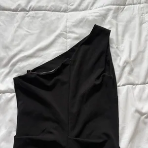 Nicole Miller Womens‎ Black One Off Shoulder Bodycon Mini Dress Cocktail Party thumbnail 9