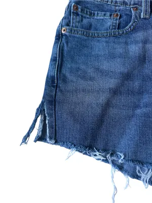 Levi’s classic high-rise denim cutoff shorts thumbnail 6