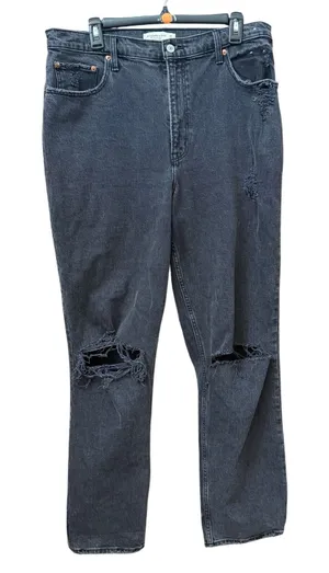 Abercrombie & Fitch 90s Straight Ultra High Rise Black Distressed Jeans Sz 14 32 thumbnail 1