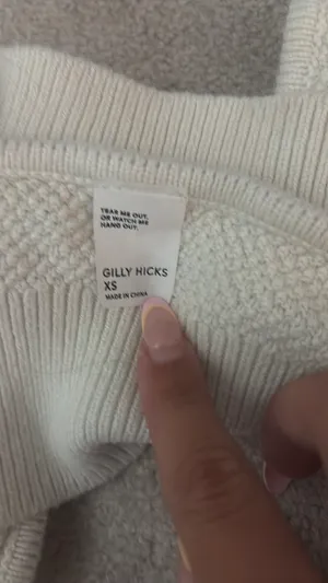 Hollister Gilly Hicks Crochet Set thumbnail 5