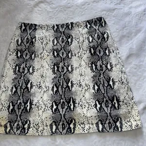 She + Sky Ladies MINI SKIRT SIZE M Brown Size M thumbnail 3