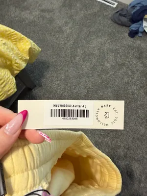 NWT hello molly sweat shorts thumbnail 4