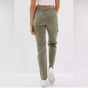 American Eagle Cargo Stretch Straight Pant in Green Size 14 Regular thumbnail 3