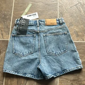 Frank And Oak Stevie Denim High Waist Minimalist Shorts Size 25 NWT thumbnail 4