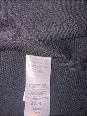 Quince NWT $78 Eco-Knit Split Front Sweater Vest - Size Medium thumbnail 5