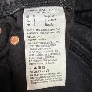 American Eagle High Waisted Cuffed Stovepipe Jean Womens 8 Black Classic Denim thumbnail 14