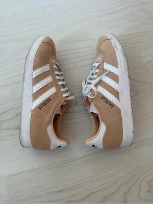 adidas Gazelle Suede Sneaker in Beige and White thumbnail 5