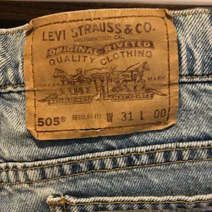Vintage Levi’s orange tab 505 jean denim shorts - size 31 thumbnail 4