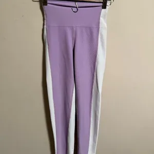 NWT Beach Riot Color-Block Legging Orchid Bloom Purple White- Size XS thumbnail 6