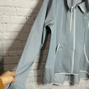 Women’s Columbia lightweight jacket thumbnail 3