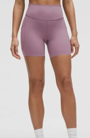 Lululemon Fast and Free High-Rise Short 6" *Pockets thumbnail 1