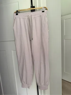 Vuori pink performance women’s high rise jogger pants thumbnail 2