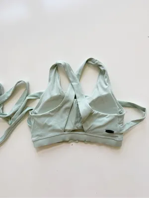 Gymshark Poise Wrap Around Sports Bra Size Small thumbnail 4