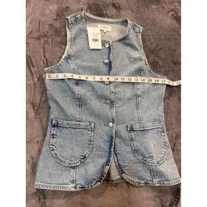 NWT Rails Portola Denim Vest Womens Blue Eyed Girl Light Wash Button Front M thumbnail 7