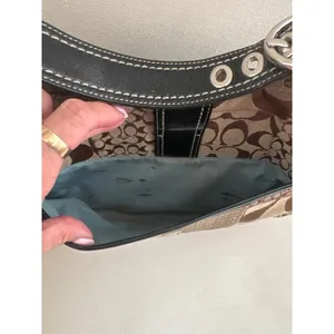 Vintage y2k Coach Soho Patchwork Hobo Bag Signature Jacquard Leather Trim Buckle thumbnail 5