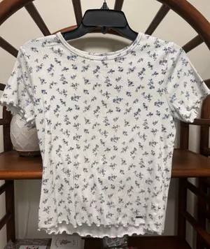 Hollister top thumbnail 1