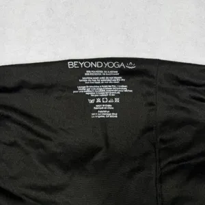 Beyond Yoga Infinity Hidden Pocket Scarf Black One Size Athleisure Travel thumbnail 3