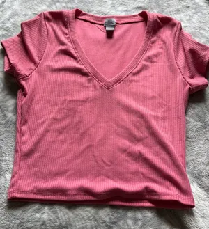 Tillys Top thumbnail 1