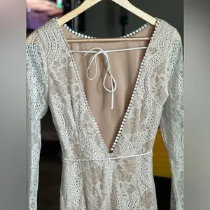 Selfie Leslie Emme Long Sleeve V-Back Lace Dress White thumbnail 12