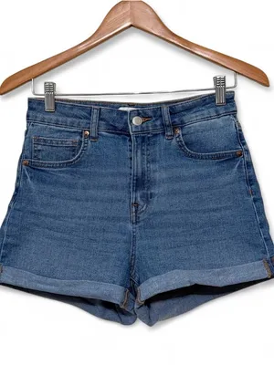 H&M Women's High-Waisted Stretch Denim Mom Shorts Size 8 thumbnail 2