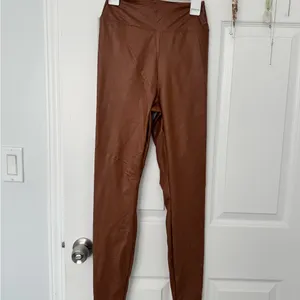 NWOT Offline Aerie Light Brown Leather High-Waisted Leggings size S thumbnail 3