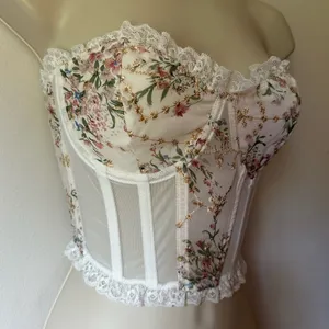 Floral Lace Corset thumbnail 7