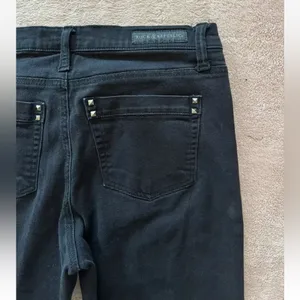 Rock‎ & Republic Women's Kendall Straight Leg Black Denim Jeans Size 10 thumbnail 6